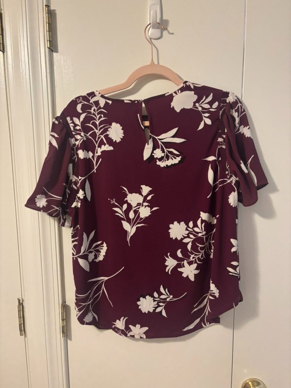 ## ✨ Ann Taylor Burgundy Floral Flutter Sleeve Blouse ✨ - Picture 3 of 3
